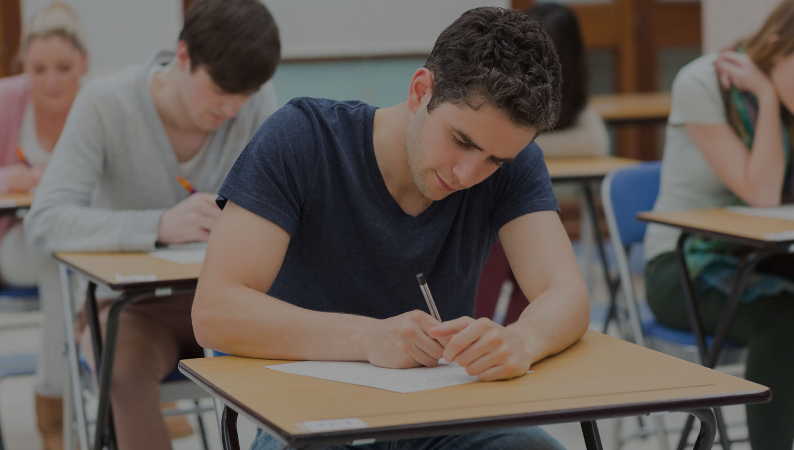 #43 Concursos Públicos, Mercado de Trabalho e Notas na Graduação